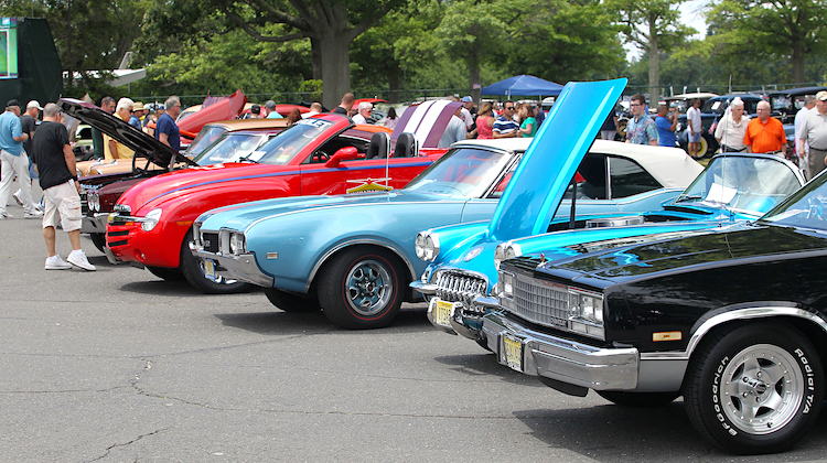 Monmouth Park Classic Car Show
